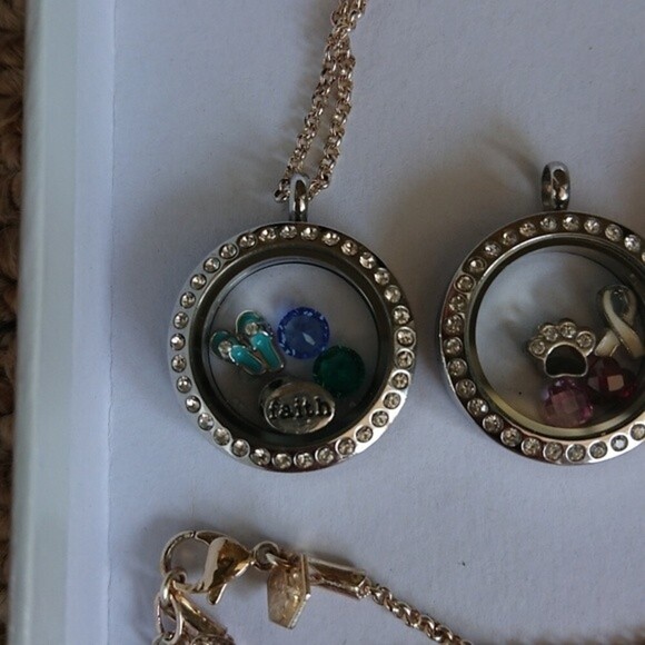 Origami Owl Locket Necklace & locket Lot - Picture 6 of 12